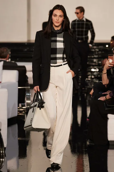 Look 5